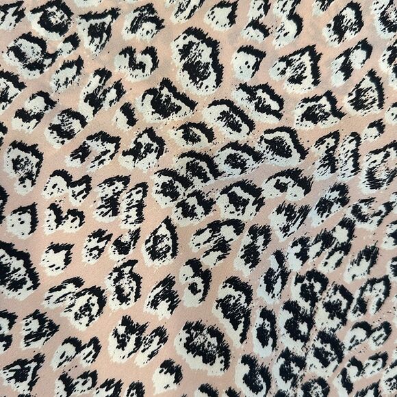 ASTR the Label Sz XS Pink with Black and White Pattern Camisole Top Cowl Neck - Picture 2 of 5